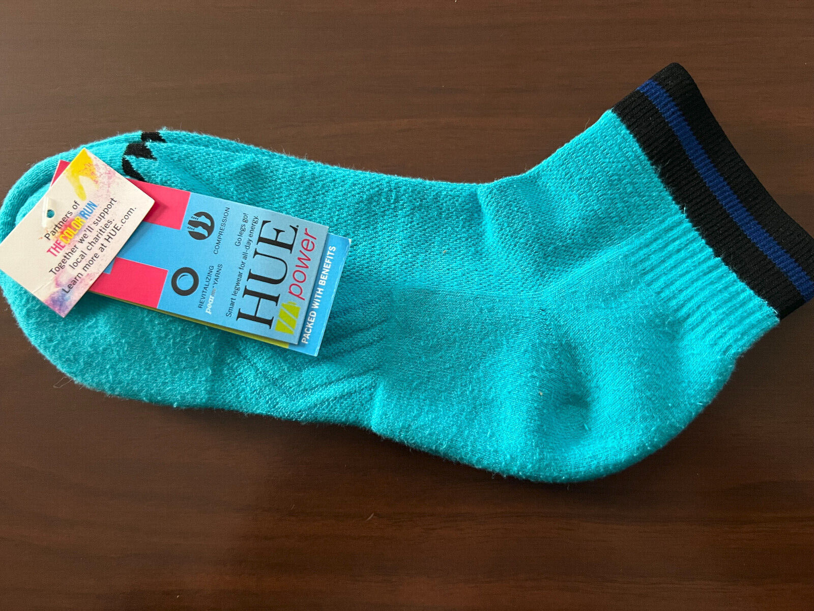 Hue Women’s Power Quarter-Top Socks, Bright Peacock, 9-11