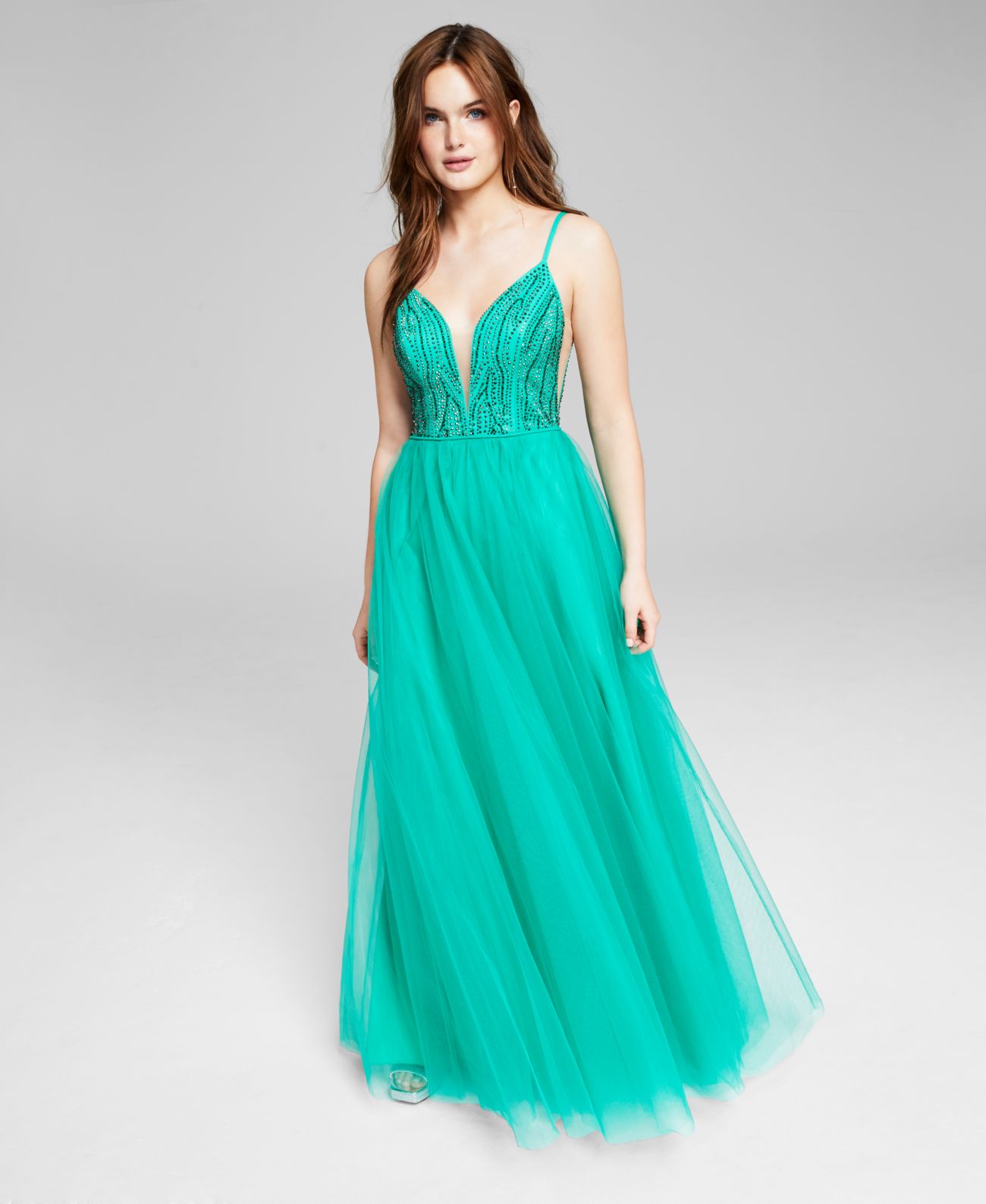 Say Yes To The Prom Juniors’ V-Neck Beaded Top Ball Gown Dress, Spearmint, 15