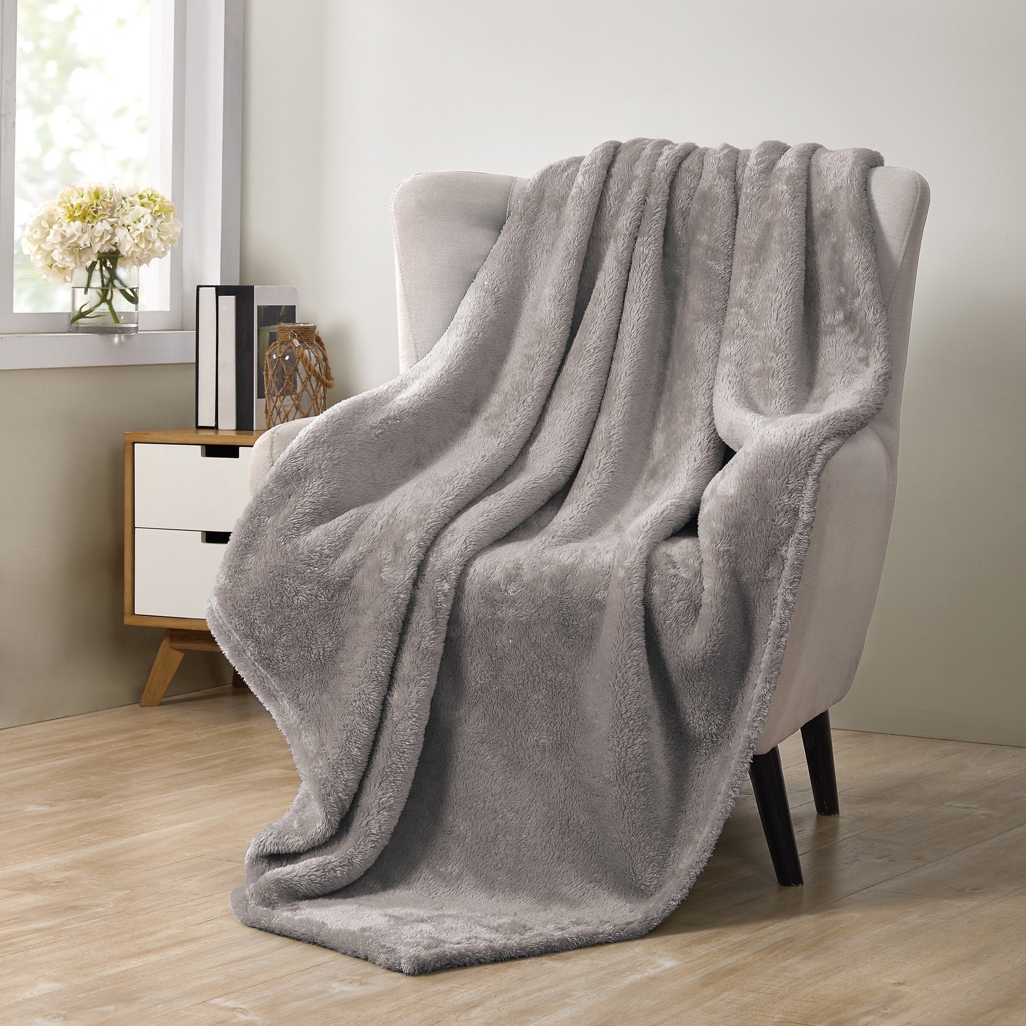 Avery Pure Antimicrobial Grey Solid Polyester Throw, Gray, 50″ x 60″