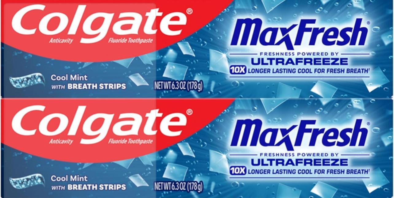 Colgate Max Fresh with Whitening Breath Strips, Cool Mint, 2-Pack 7.3 Ounces